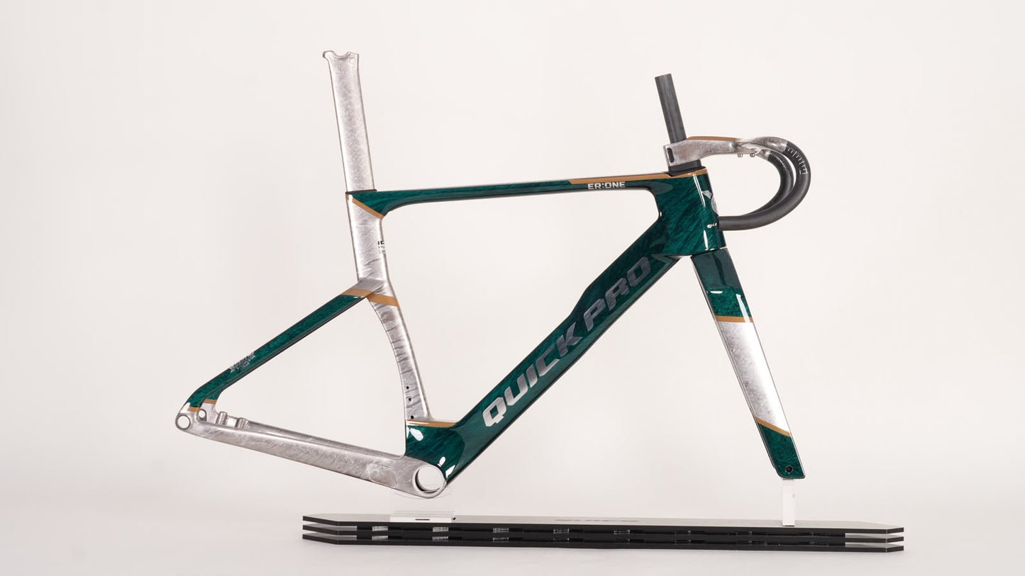 Quick Pro ER:ONE Carbon Road Bike Frameset | UCI Approved | Custom Paint