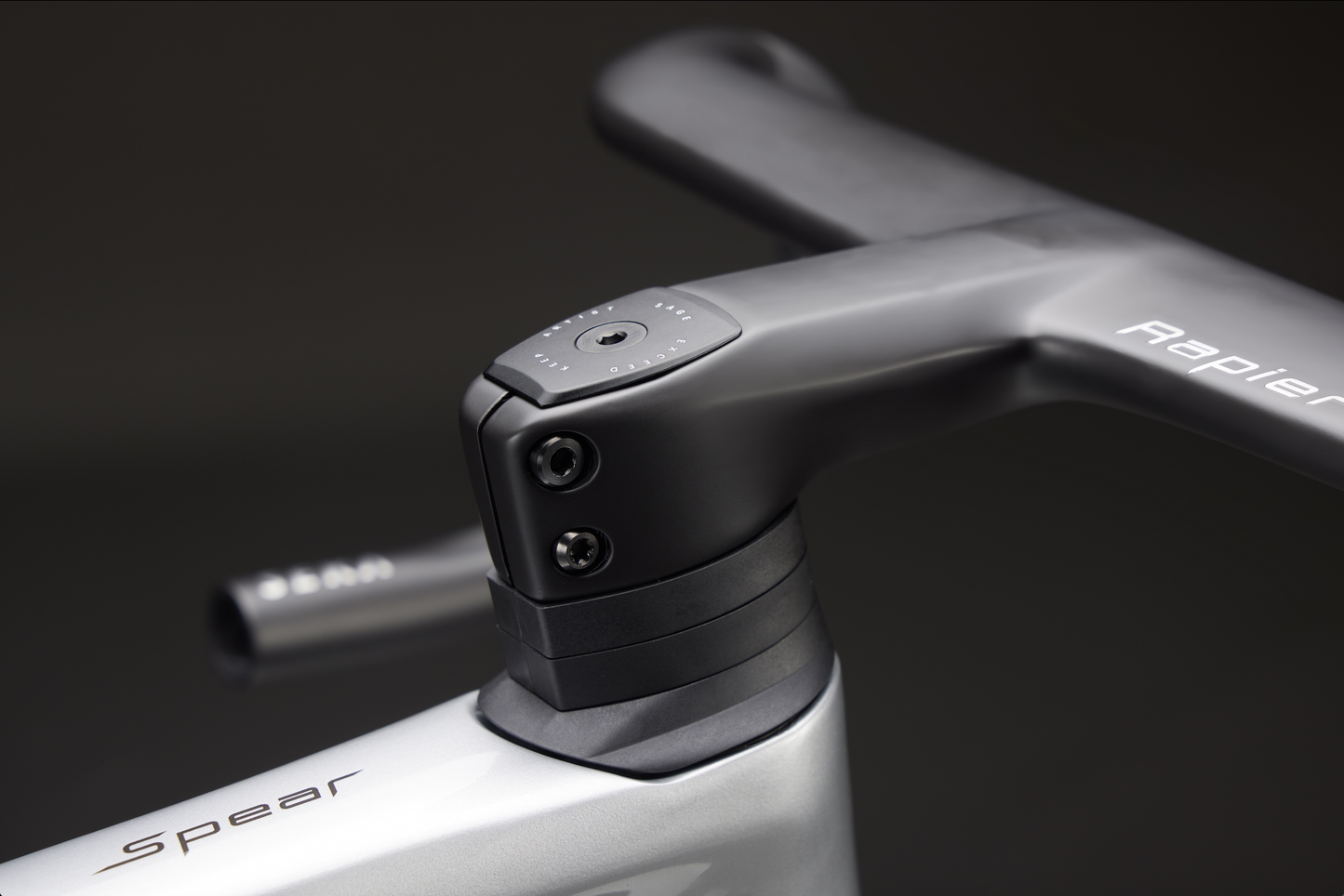 SEKA Spear Carbon Road Disc Frameset, Achromatic Sliver | 🔥 NEW ARRIVALS 🔥