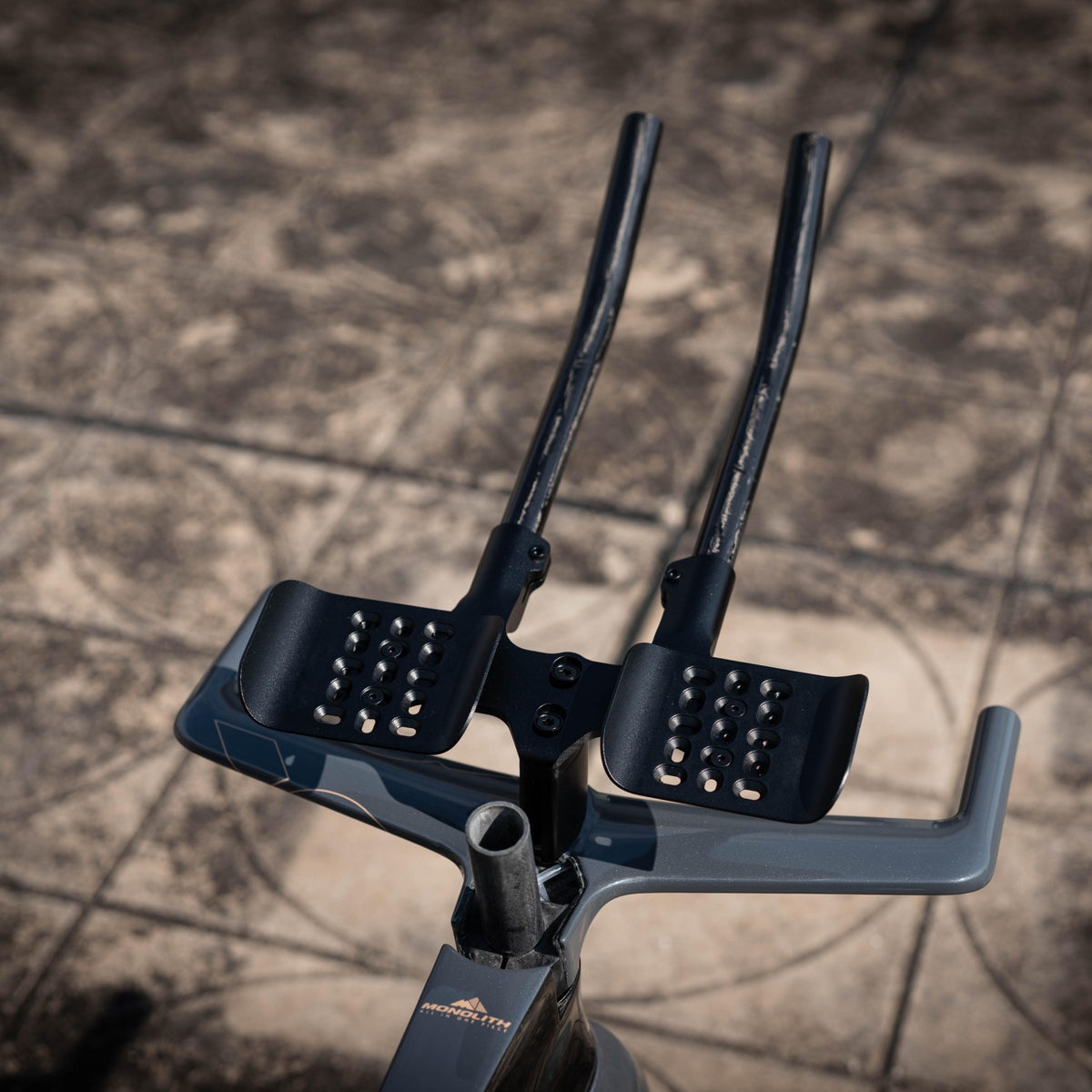 Quick Pro TT:ONE cockpit with base bar, extensions and armrests
